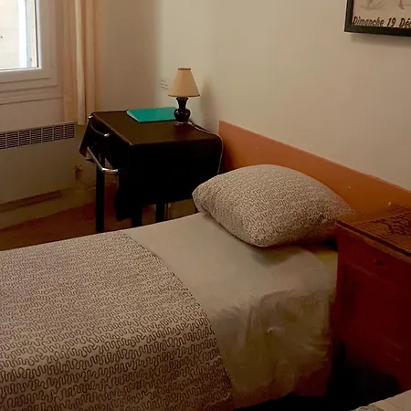 In - Rue Droite Guest house