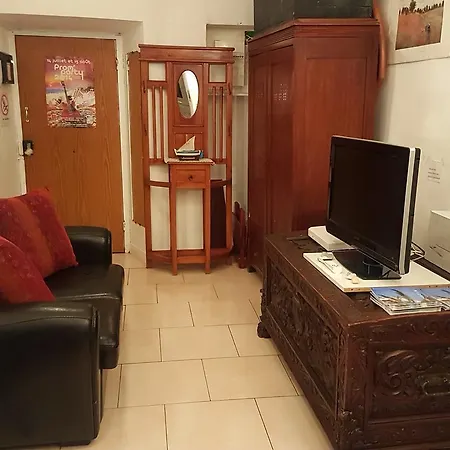 Guest house In - Rue Droite *